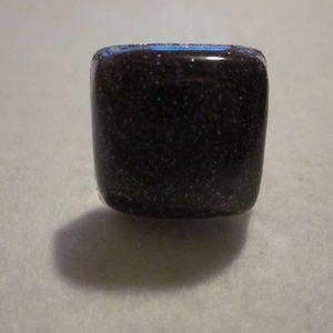 NWOT. Dark Purple Glitter Ring